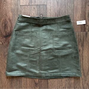 Old Navy Olive Faux Suede Mini Skirt New With Tags